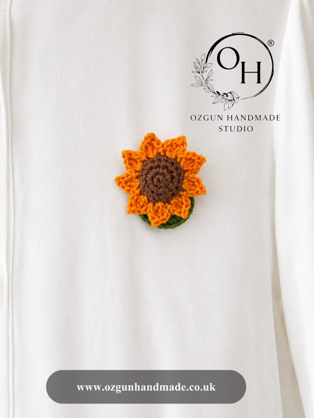 Crochet Sunflower Glasses Holder Brooch with Hidden Wide Loop – Padded Flower Eyeglass Holder for Shirt, Bag & Hat