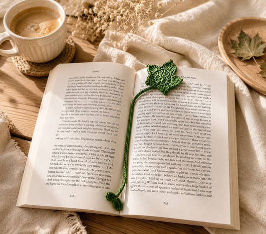 Maple Leaf Crochet Bookmark – Handmade Botanical Bookmark