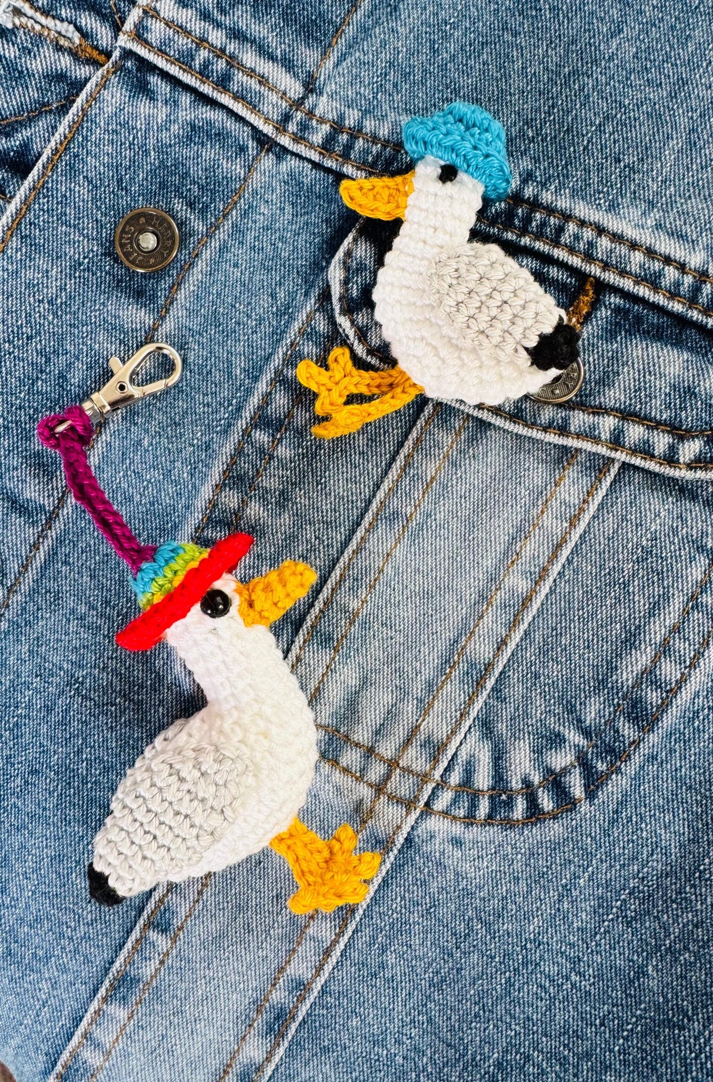 Crochet Brighton Seagull Keychain, Rainbow Hat Amigurumi Bird Bag Charm __etsy:8055702481