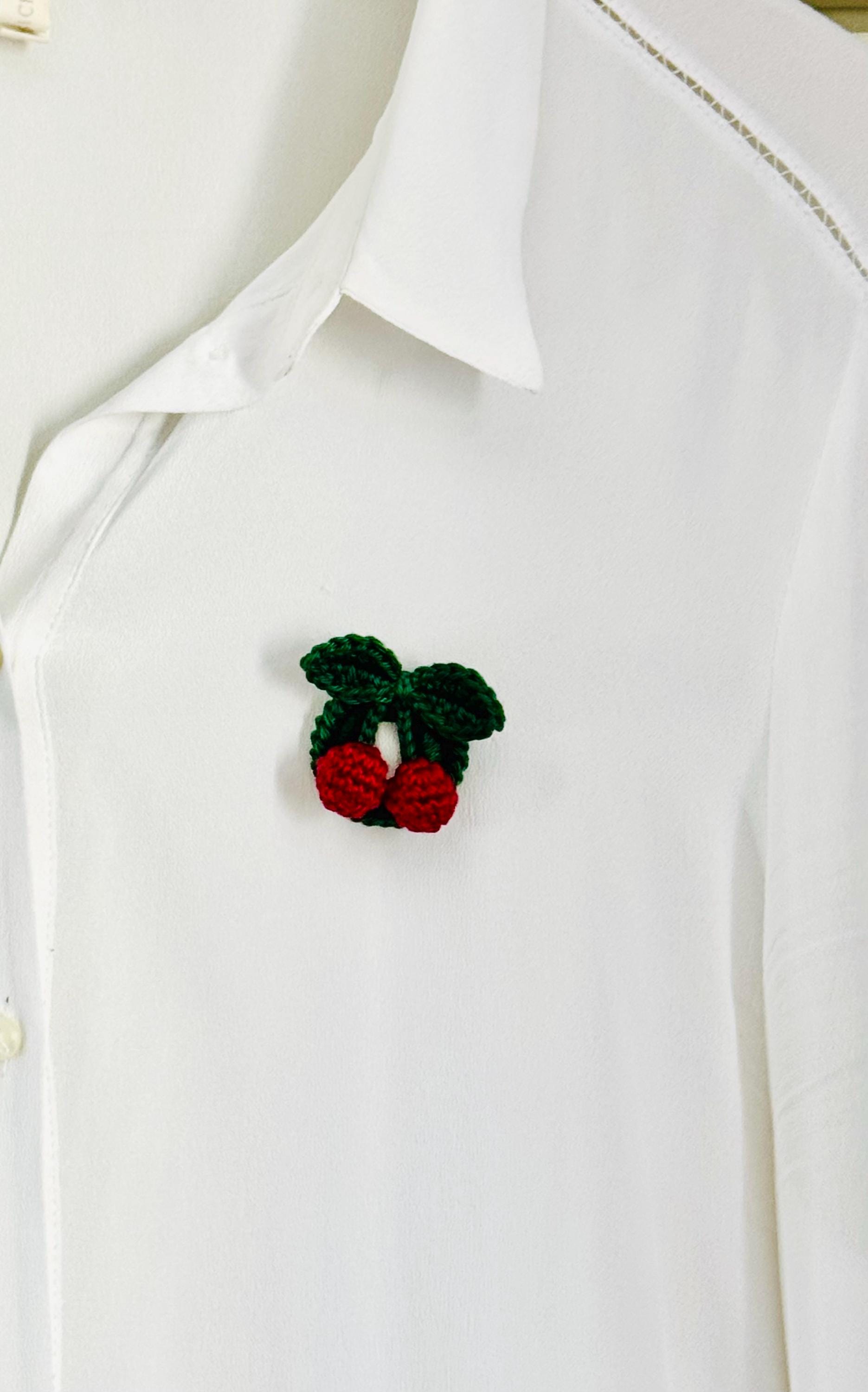 Crochet Cherry Glasses Holder Brooch, Handmade Eyeglass Pin Accessory, Mercerized Cotton Yarn
