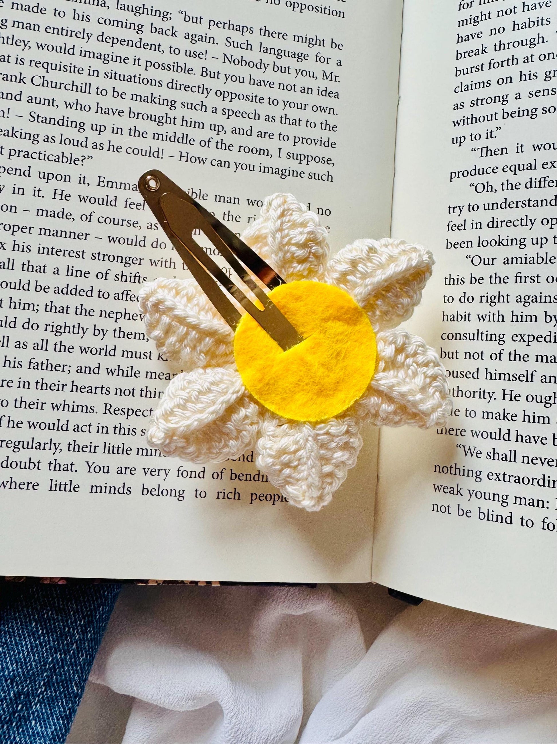 Crochet Daffodil Hair Clip – Handmade Flower Hair Accessory