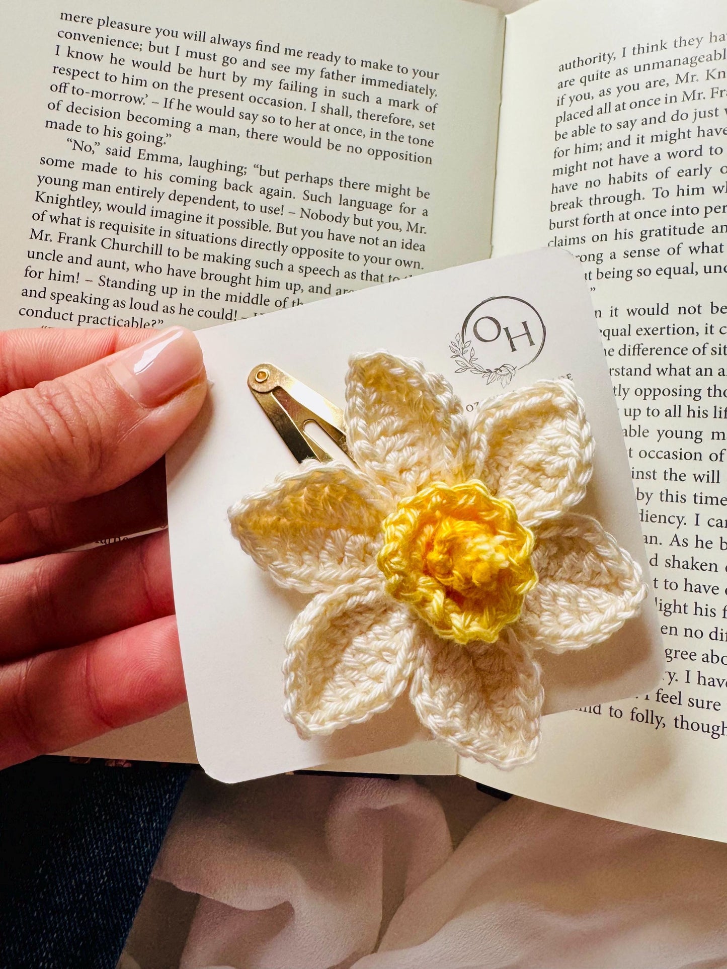 Crochet Daffodil Hair Clip – Handmade Flower Hair Accessory