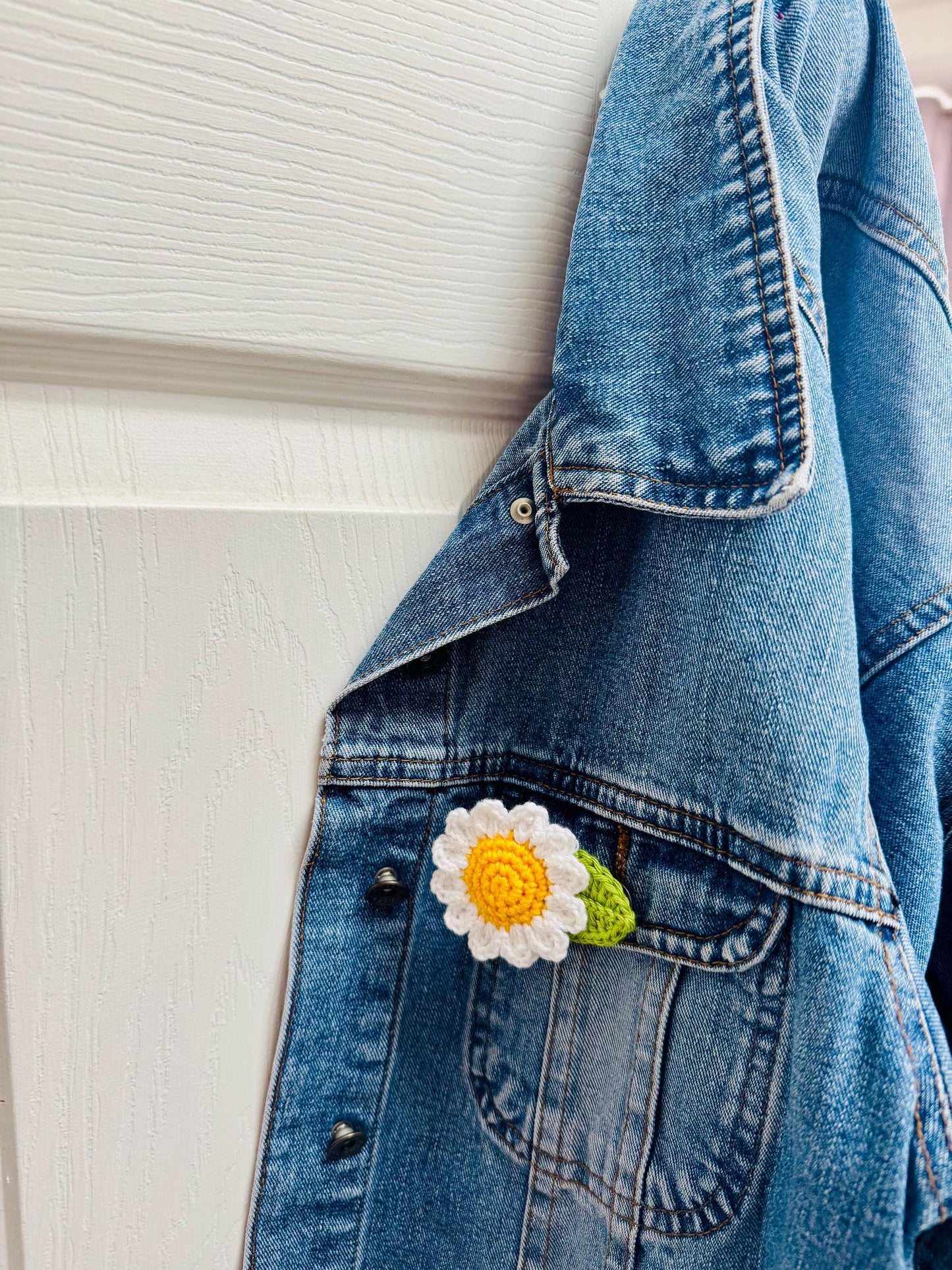 Crochet Daisy Brooch: Handmade Cotton Flower Pin - UK Made