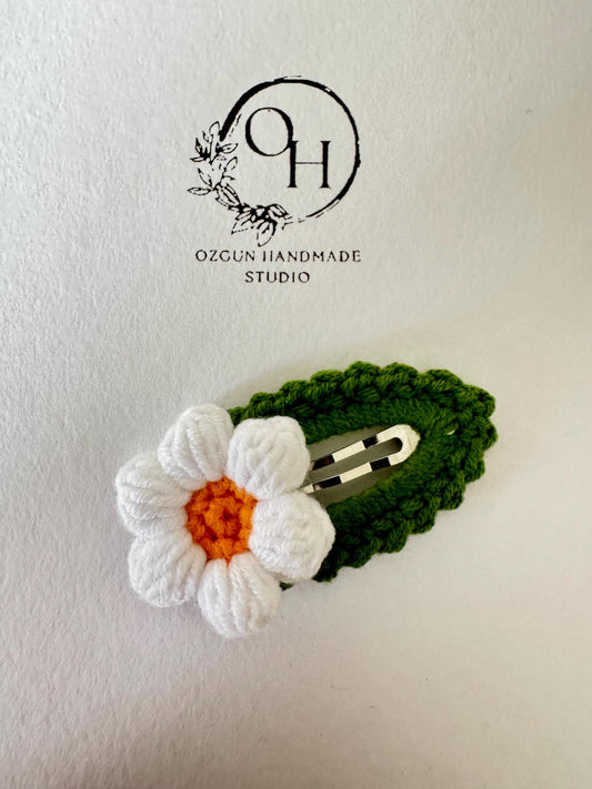 Crochet Daisy Hair Clip