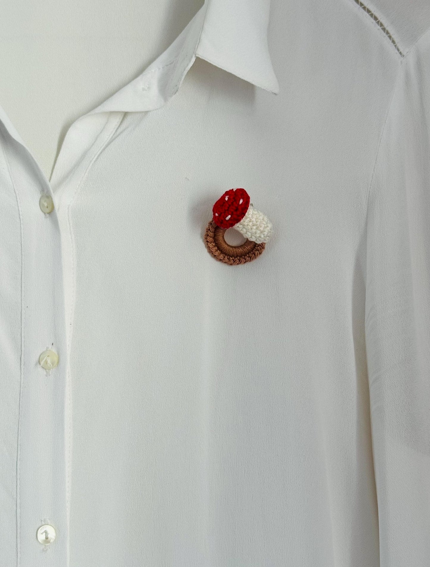 Crochet Mushroom Glasses Holder Brooch
