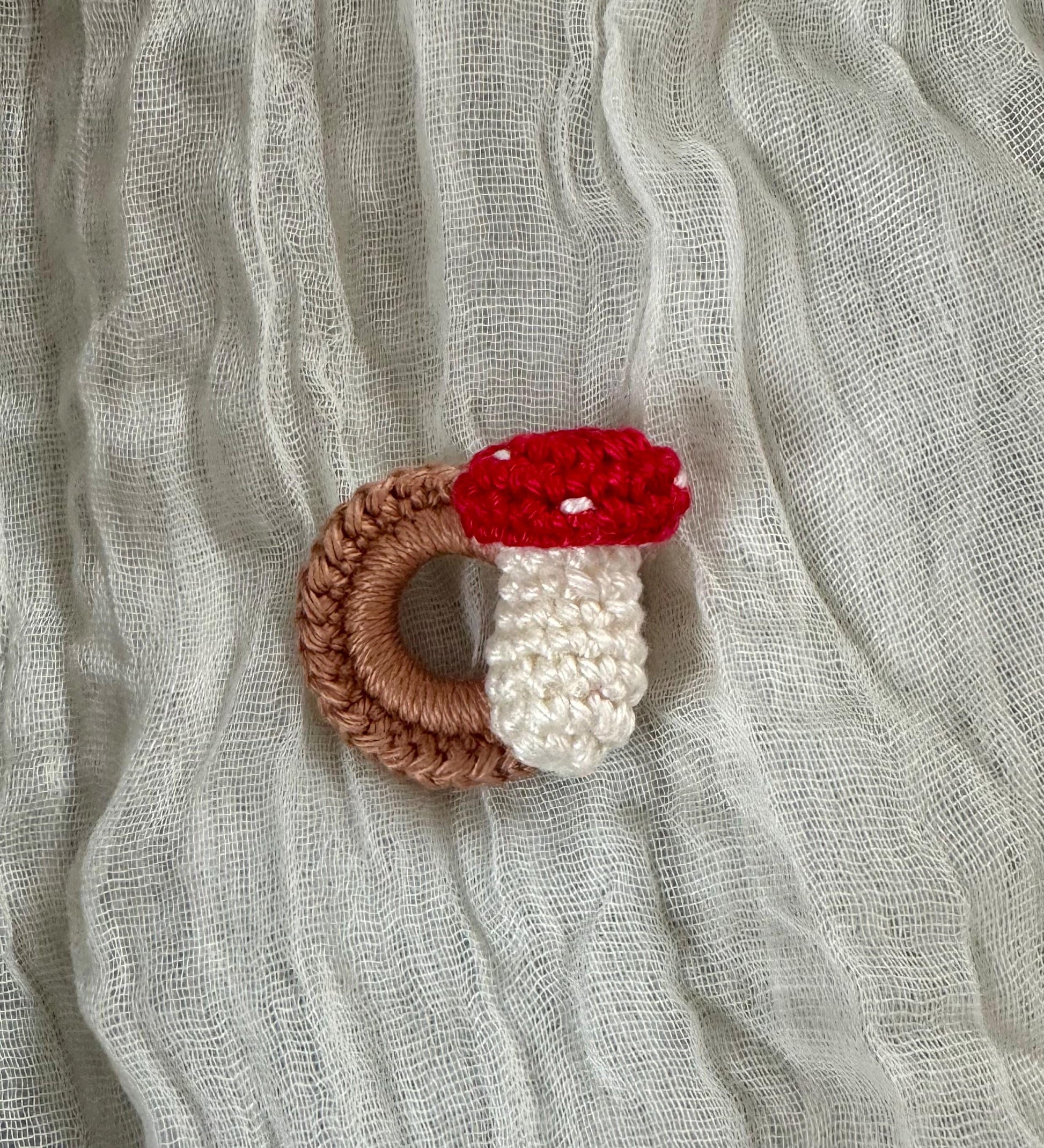 Crochet Mushroom Glasses Holder Brooch