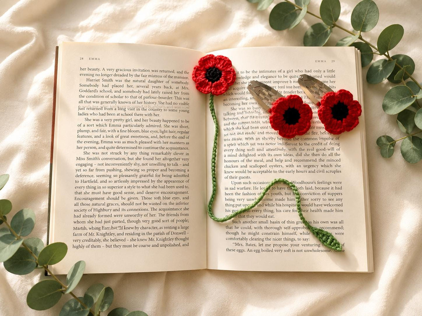 Crochet Poppy Flower Bookmark, Book Lover Gift, Teacher, Reading Accessory (Bookmark + Hair Clips Set) __etsy:8094606372