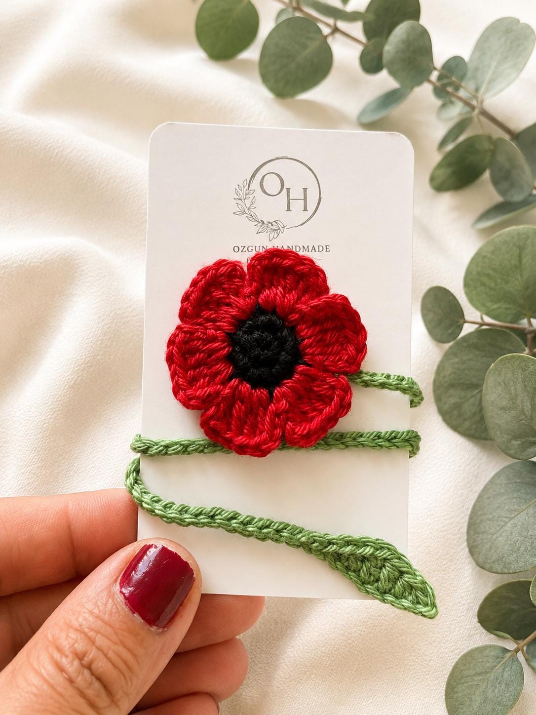 Crochet Poppy Flower Bookmark, Book Lover Gift, Teacher, Reading Accessory (Bookmark + Hair Clips Set) __etsy:8142512001