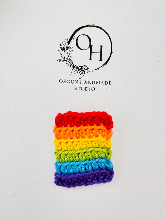 Crochet Rainbow Pin Badge – Handmade Pride Accessory (3x4 cm)