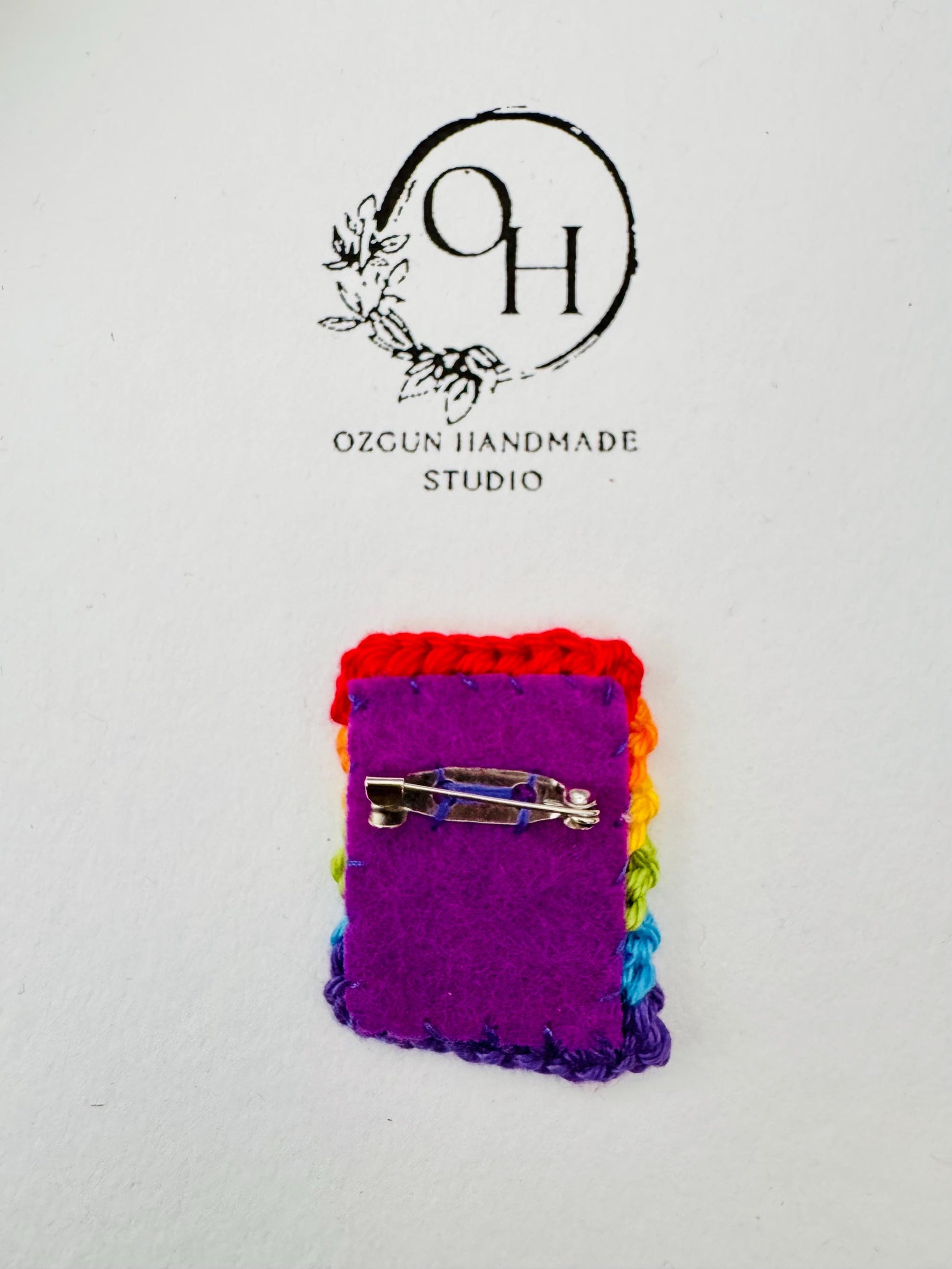 Crochet Rainbow Pin Badge – Handmade Pride Accessory (3x4 cm)