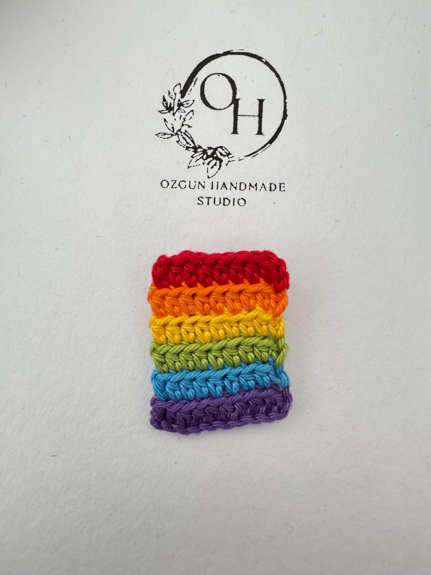 Crochet Rainbow Pin Badge – Handmade Pride Accessory (3x4 cm)