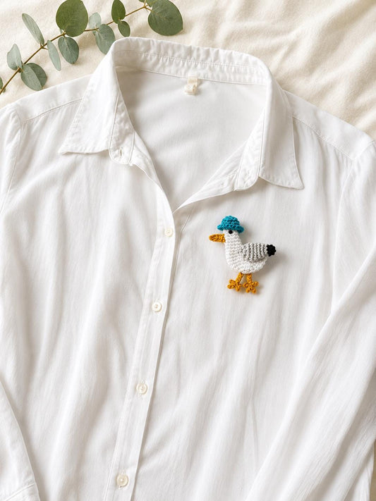 Crochet Seagull Brooch, Brighton Seaside Bird Pin, Handmade Coastal Accessory, Whimsical Cotton Badge __etsy:8085766098