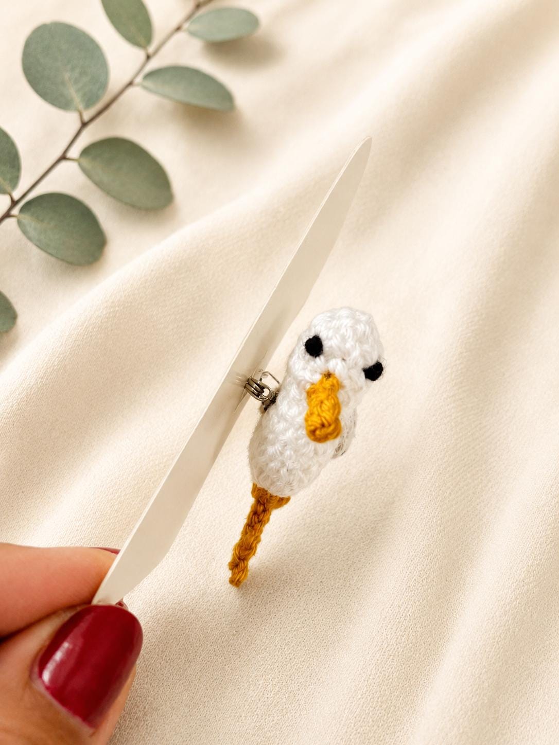 Crochet Seagull Brooch, 3D Stuffed Seaside Bird Pin, Coastal Accessory __etsy:8136178329