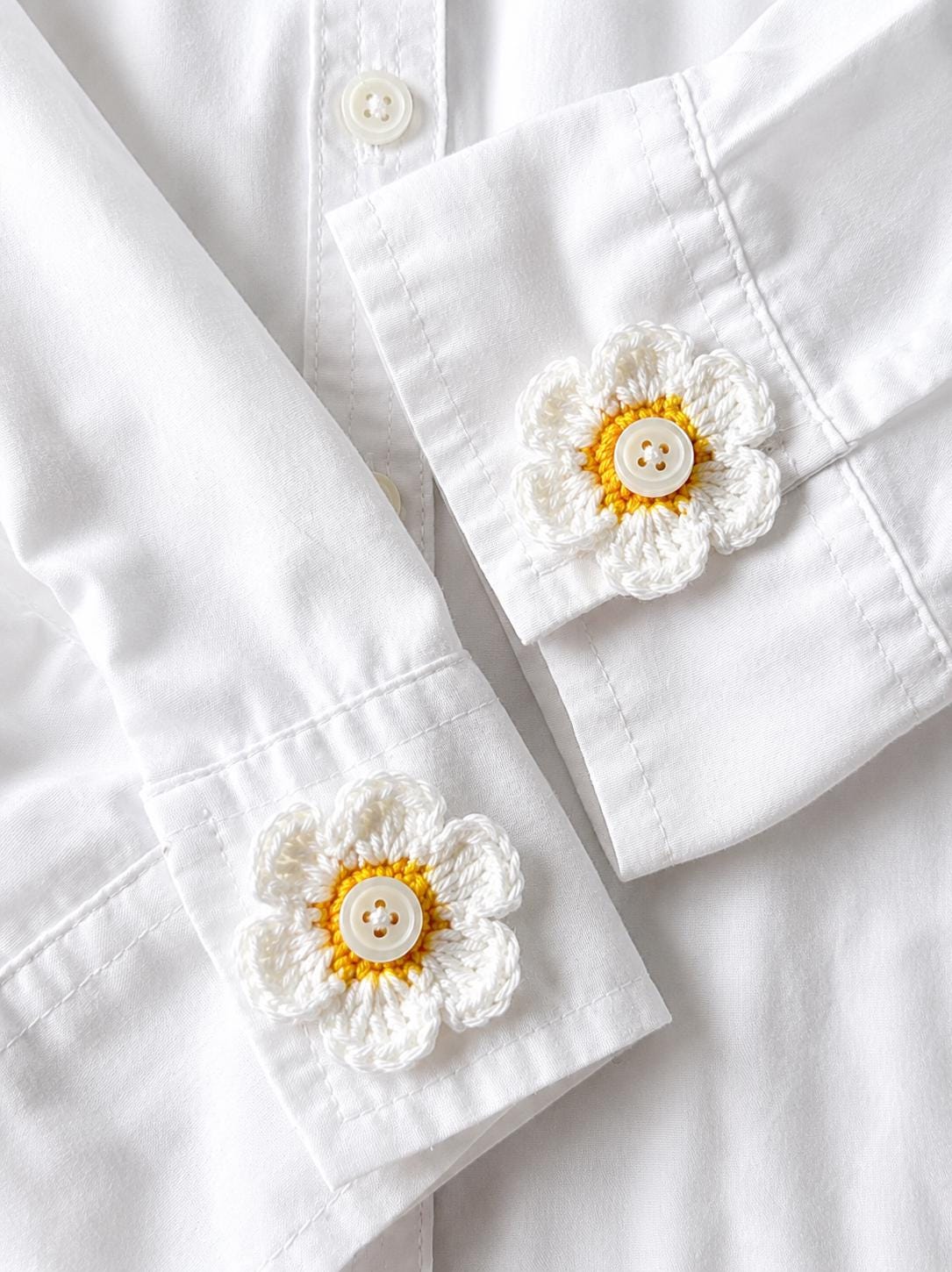 Crochet Sunflower Button Covers, No-Sew Removable Floral Shirt Accessory __etsy:8093760154