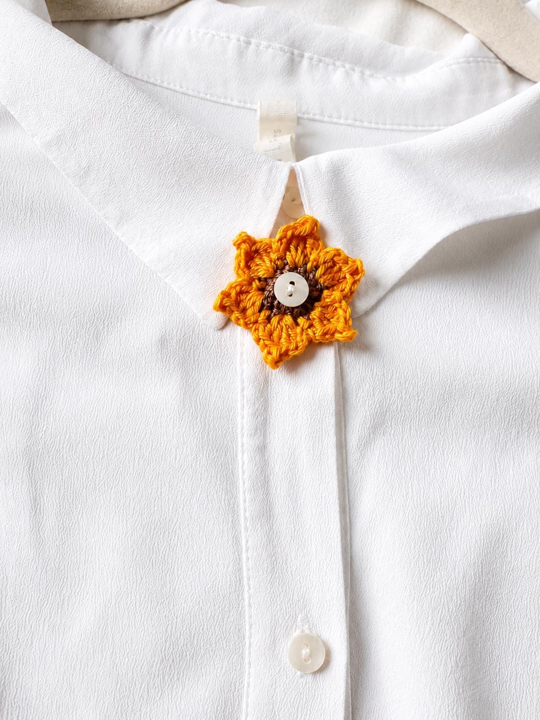 Crochet Sunflower Button Covers, No-Sew Removable Floral Shirt Accessory __etsy:8093777924