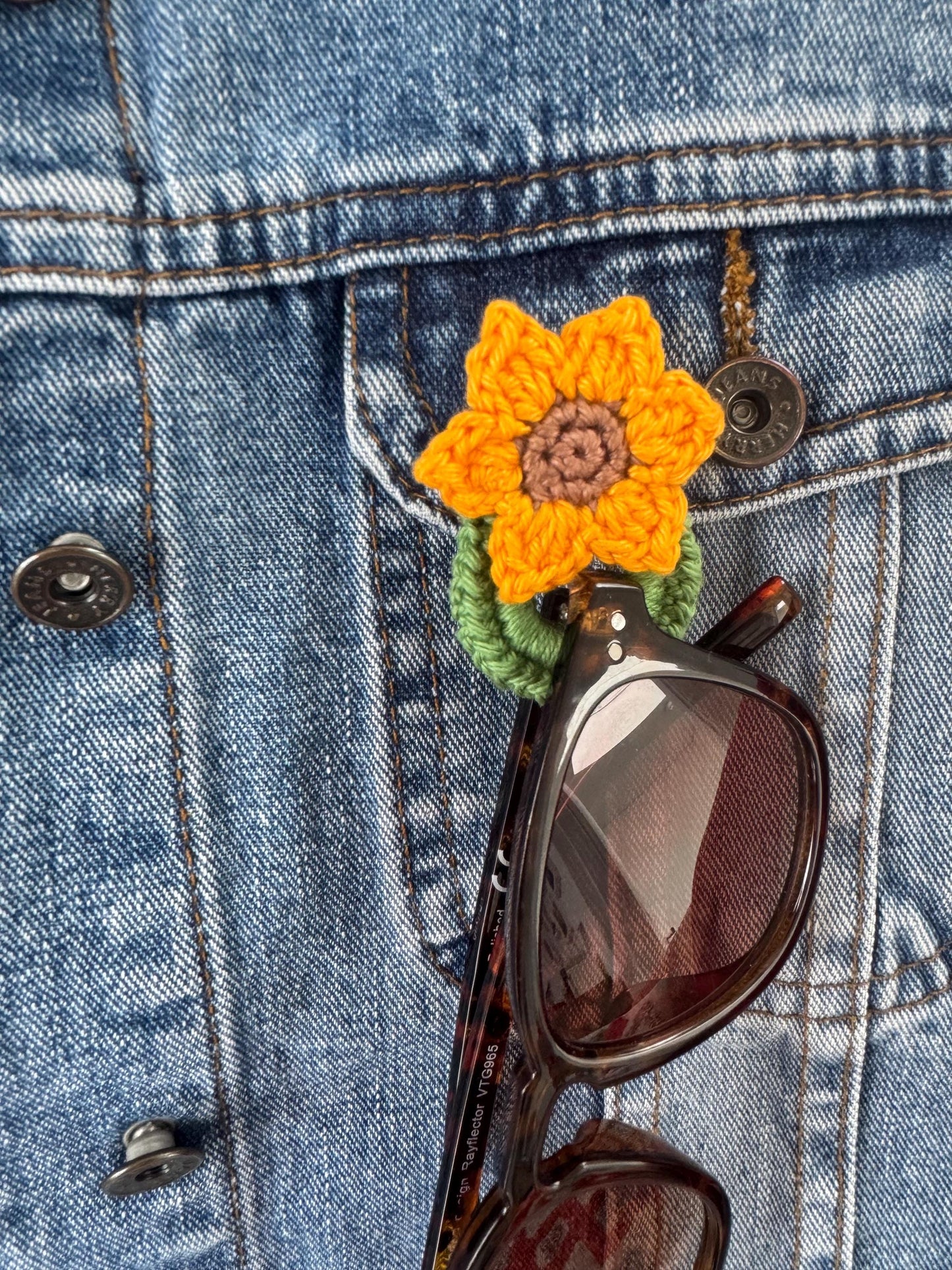 Crochet Sunflower Glasses Holder Brooch, Handmade Floral Eyeglass Accessory