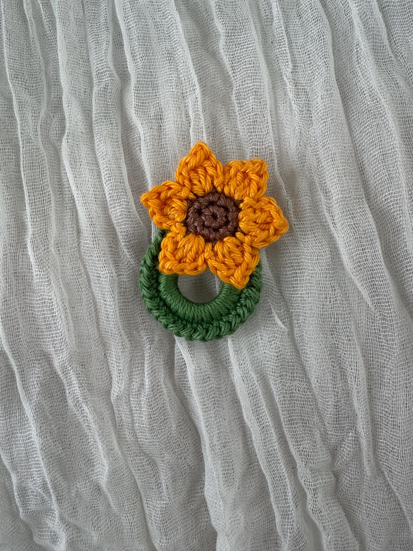 Crochet Sunflower Glasses Holder Brooch, Handmade Floral Eyeglass Accessory