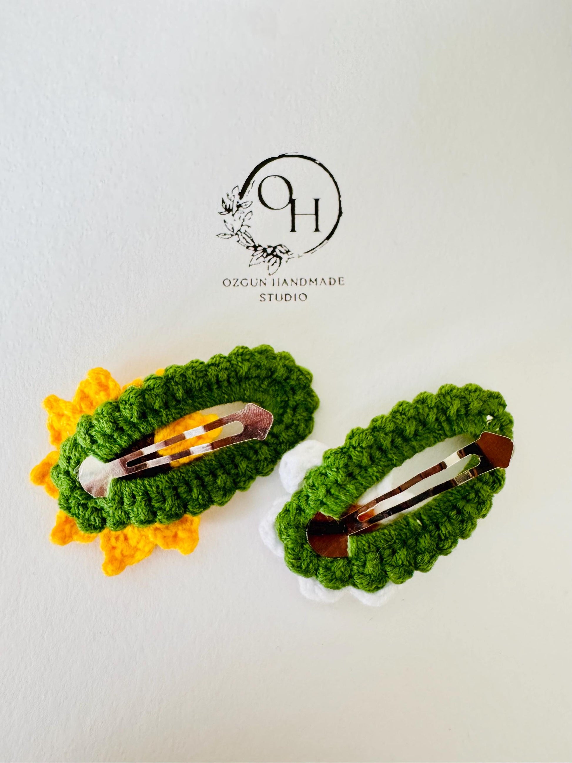 Crochet Sunflower or Daisy Hair Clip