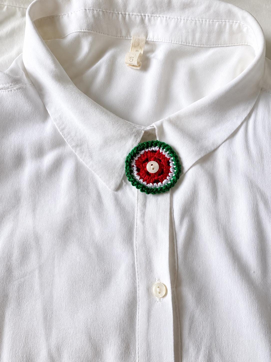 Crochet Watermelon Button Covers, No-Sew Removable Shirt Buttons, Set of 3 or 5 __etsy:8093885562