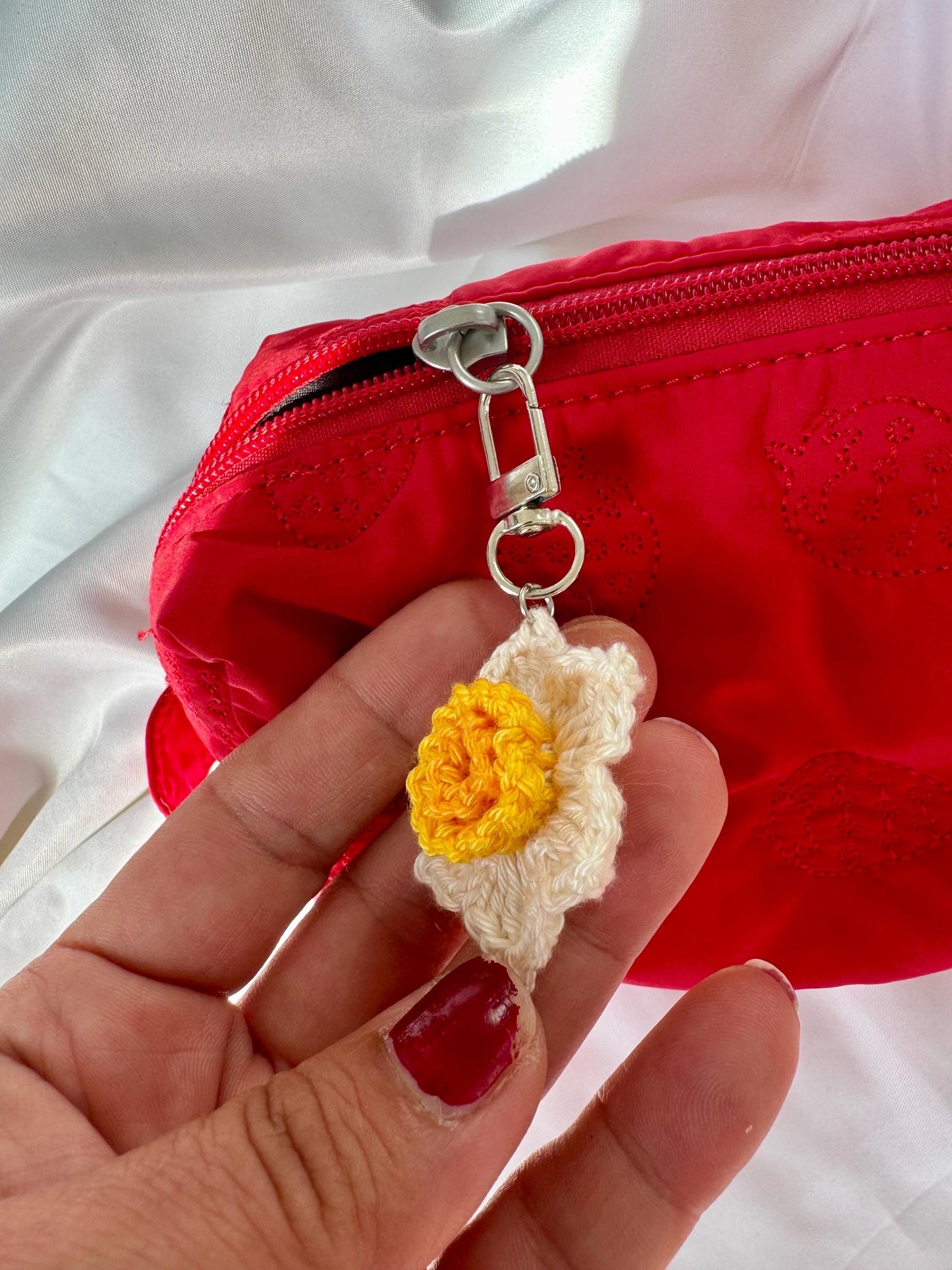 Crocheted Daffodil Zipper Charm, Handmade Flower Bag Accessory, Spring Floral Keychain Pull __etsy:8092383033