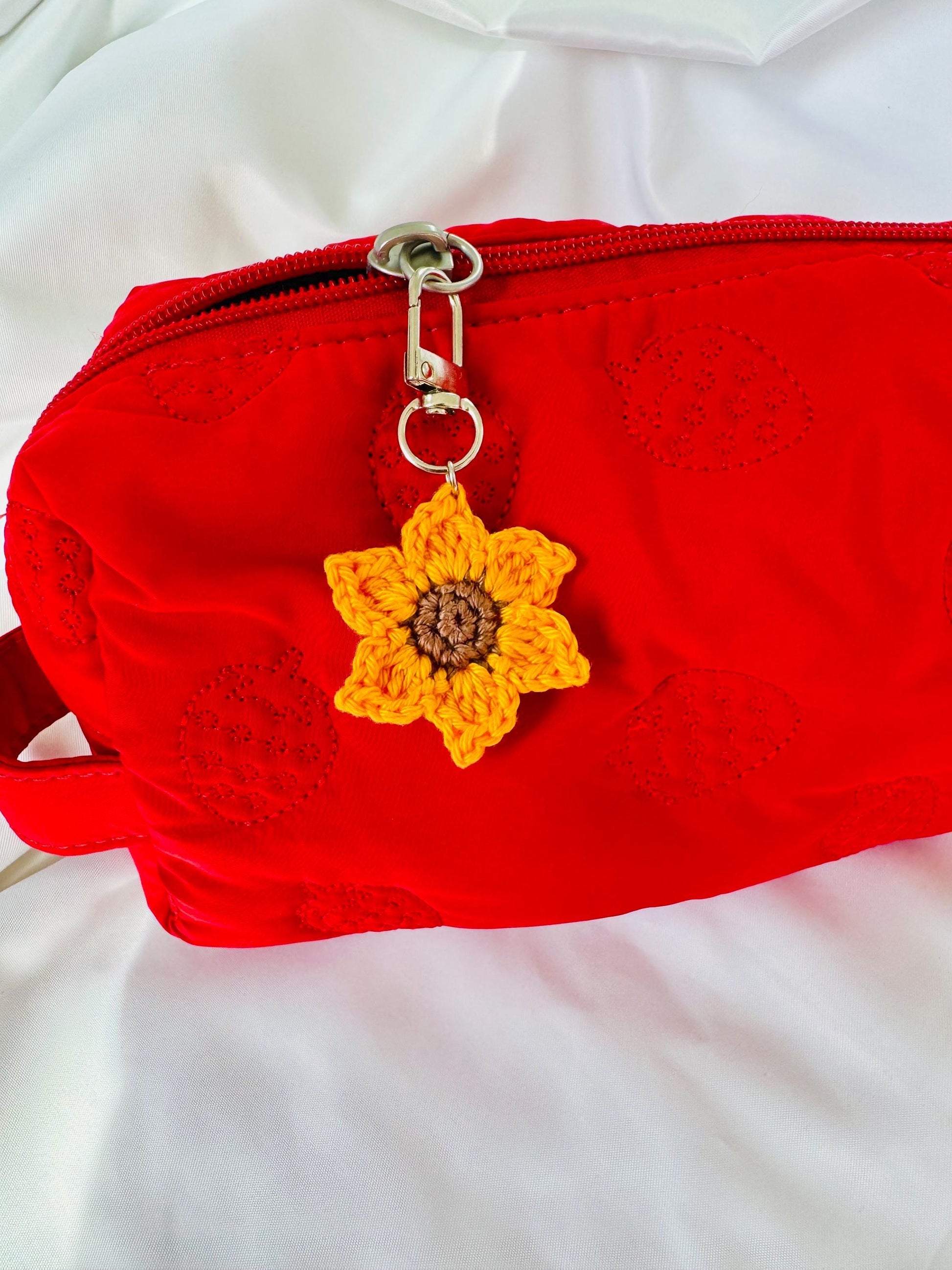 Crocheted Flower Bag Charm, Daisy Poppy Sunflower Zipper Pull, Cotton Yarn Keychain Accessory __etsy:8092196143