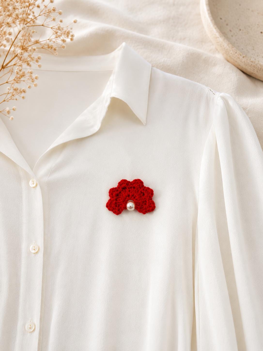 Crocheted Pearl Arch Pin Badge, Scalloped Cotton Brooch, Vintage-Inspired Accessory __etsy:8145669025