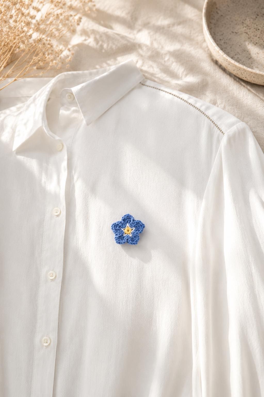 Hand-Crocheted Forget Me Not Flower Brooch, Blue Floral Pin Badge, Nature Inspired Accessory __etsy:8145705463