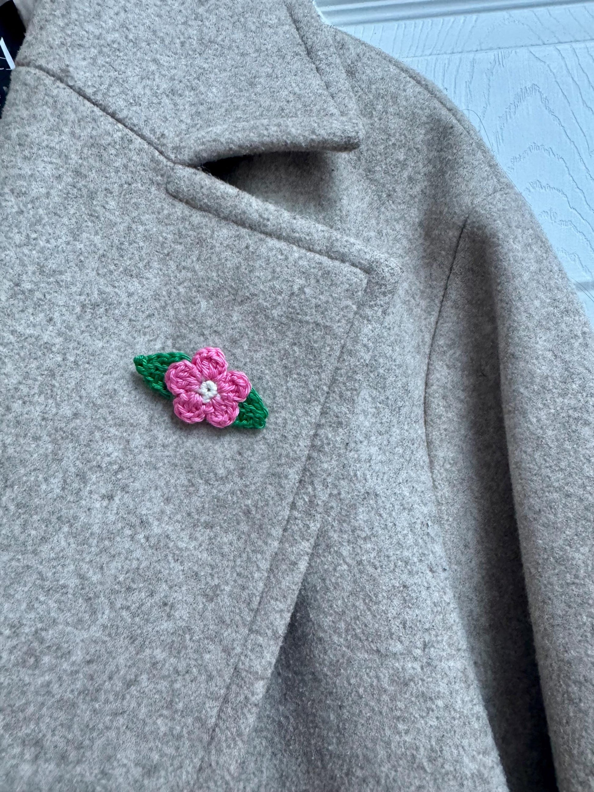 Handmade Crochet Flower Brooch: Cotton Floral Pin, 6 Colors