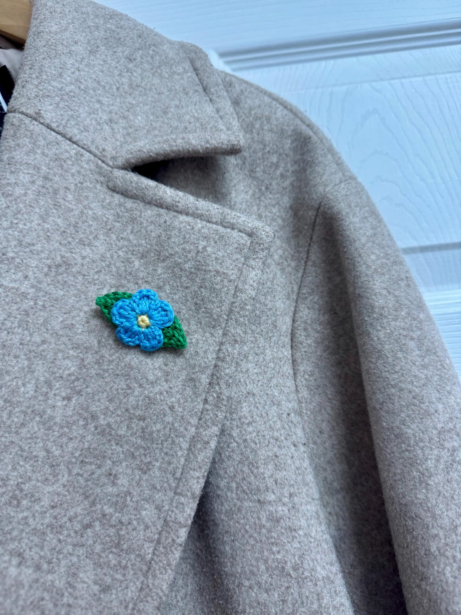 Handmade Crochet Flower Brooch: Cotton Floral Pin, 6 Colors