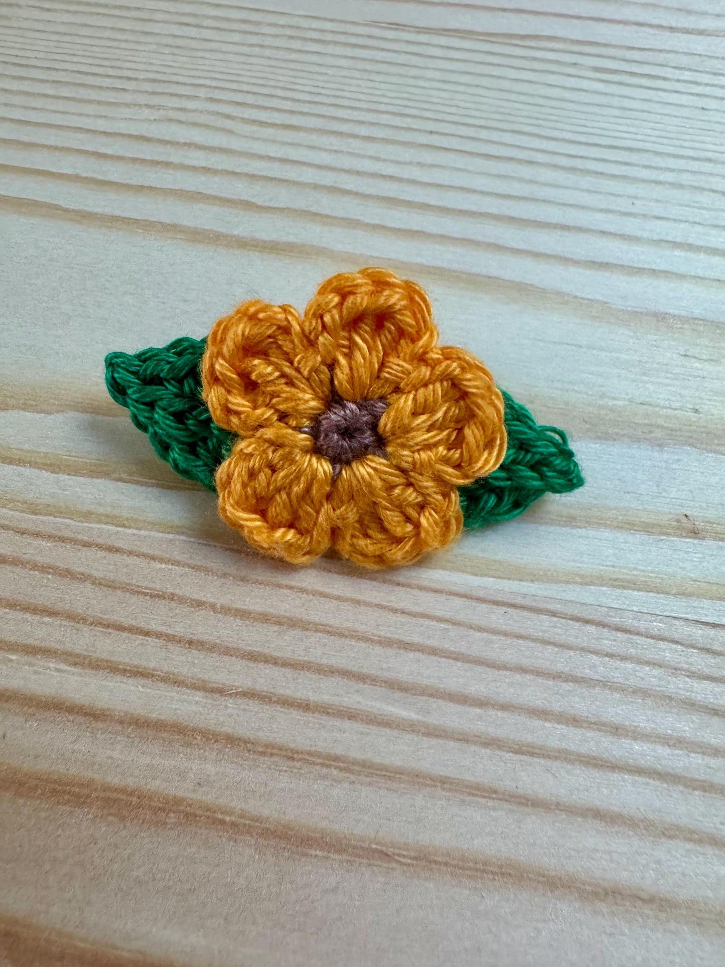 Handmade Crochet Flower Brooch: Cotton Floral Pin, 6 Colors