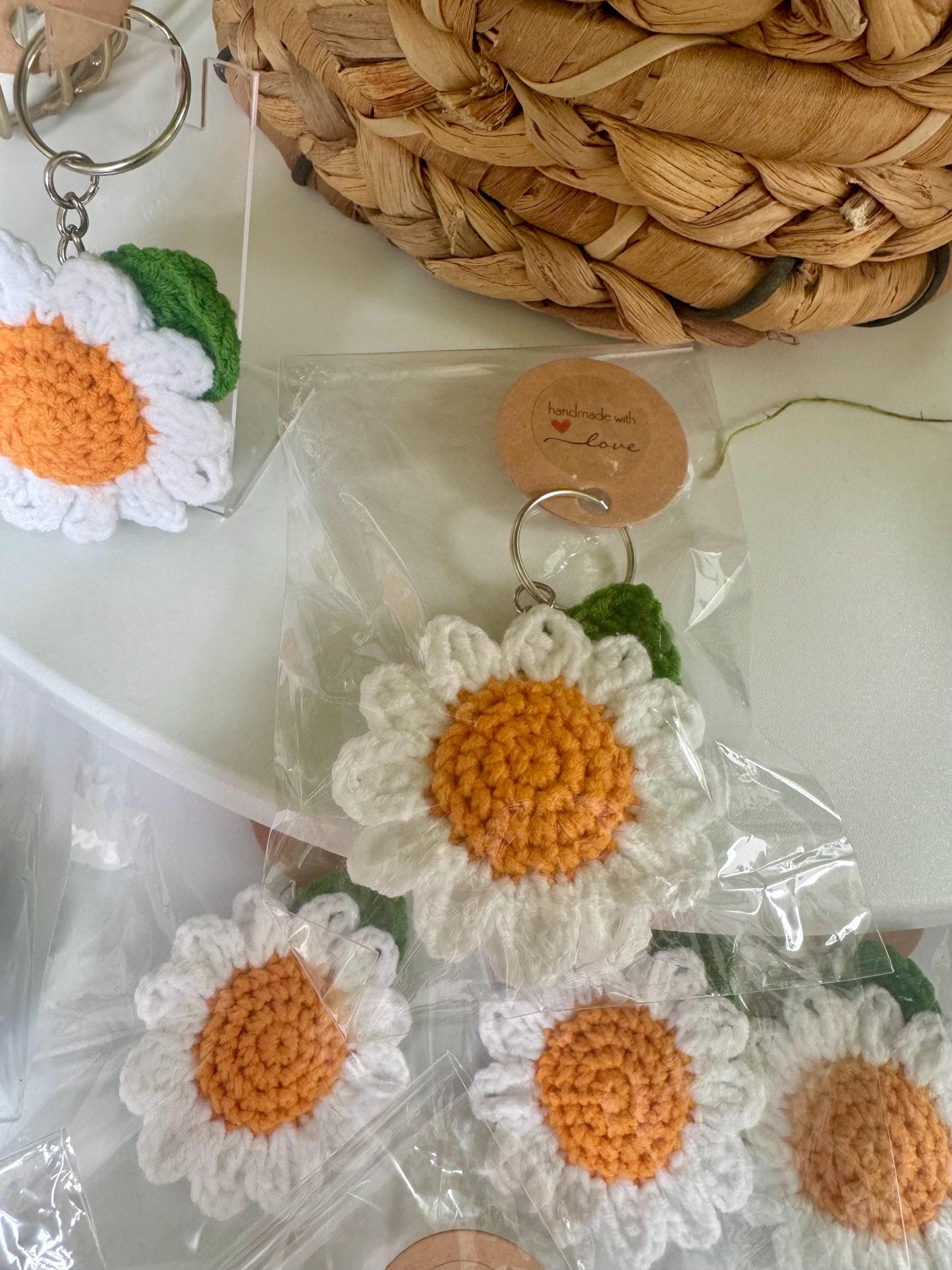 Handmade Crochet Flower Keychain – Daisy & Sunflower Charm
