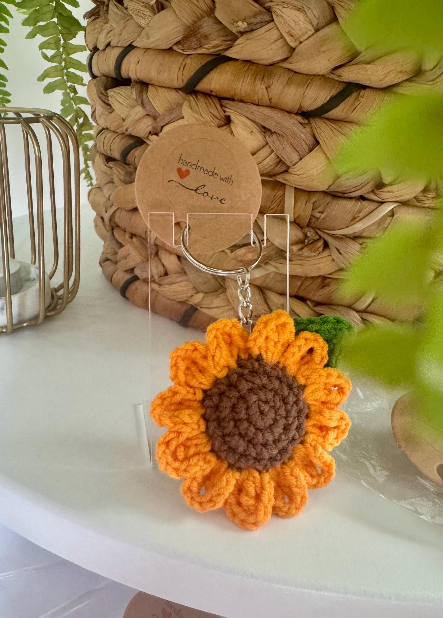 Handmade Crochet Flower Keychain – Daisy & Sunflower Charm