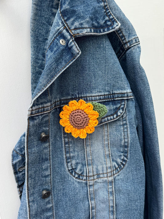 Handmade Sunflower Crochet Brooch, Floral Pin, Cottagecore Gift for Her, Nature Jewellery