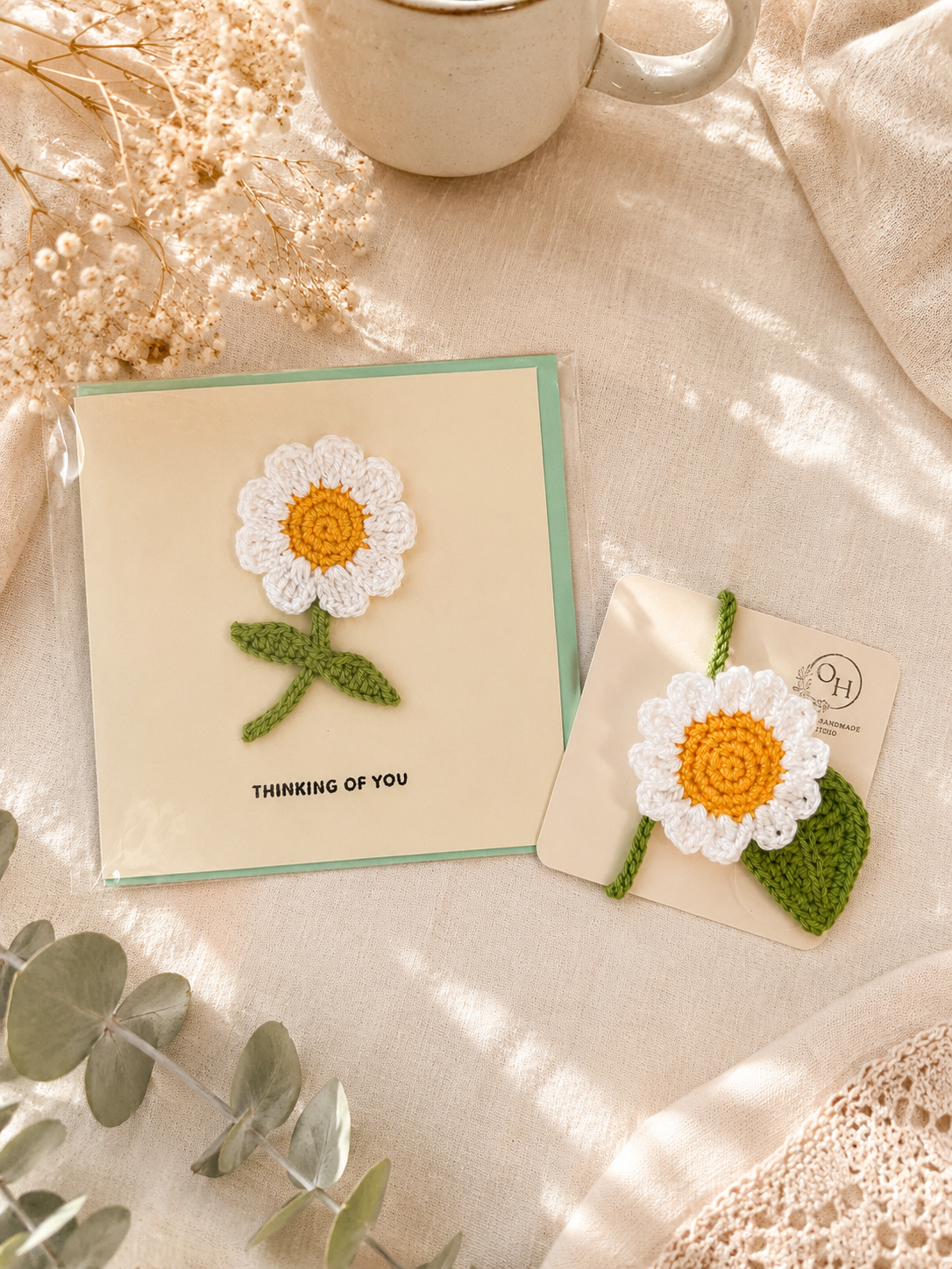 Crocheted Daisy Bookmark, Flower Page Marker, Book Lover Gift, Reader Gift