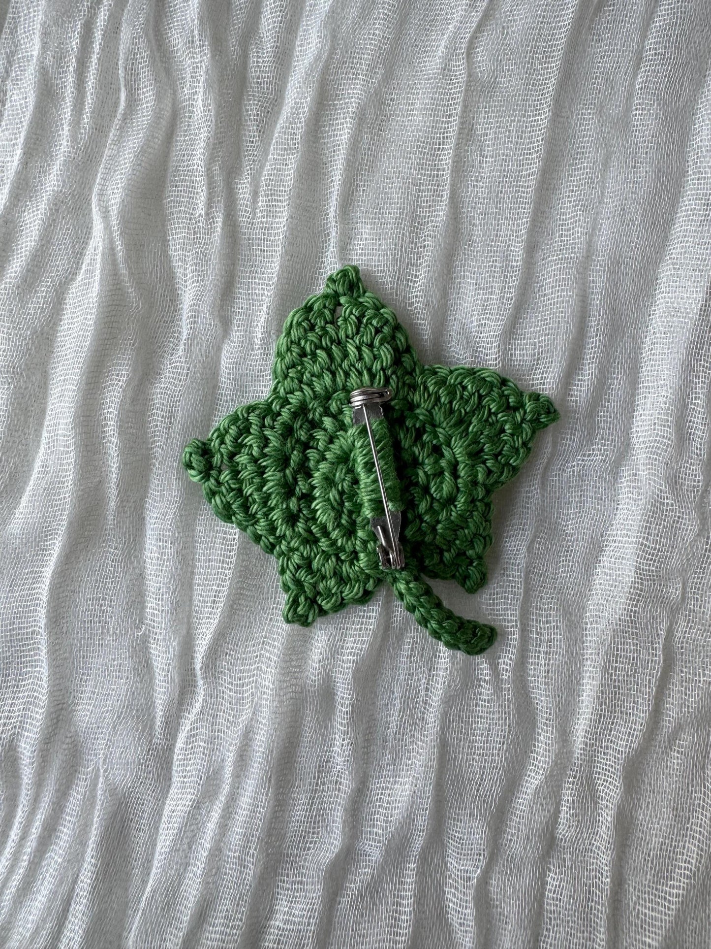 Maple Leaf Crochet Brooch – Handmade Botanical Brooch – Plant Lover Gift