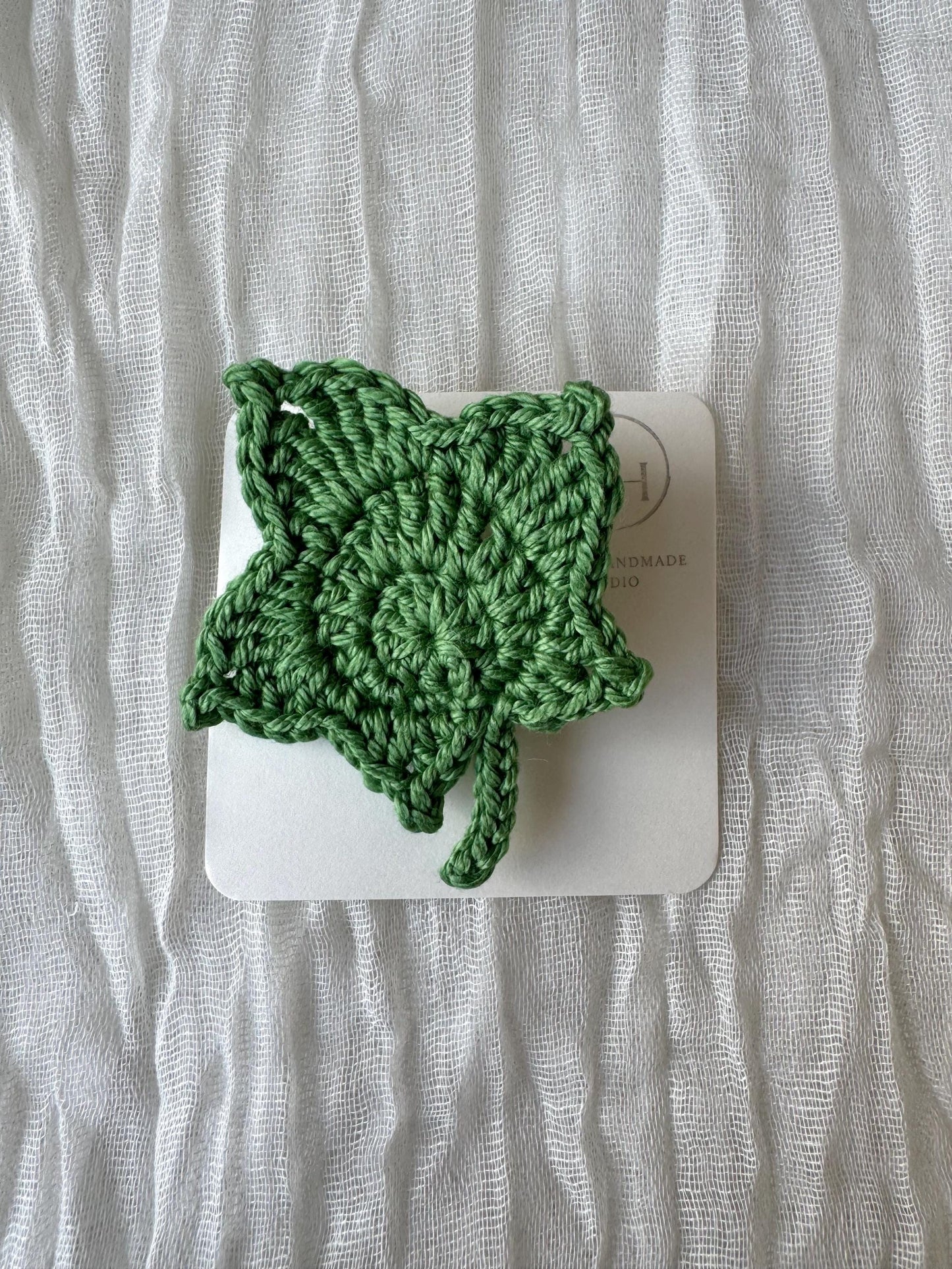 Maple Leaf Crochet Brooch – Handmade Botanical Brooch – Plant Lover Gift