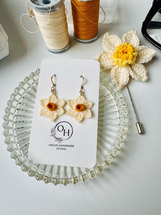 Micro Crochet Daffodil Earrings – 14ct Gold Filled Hooks