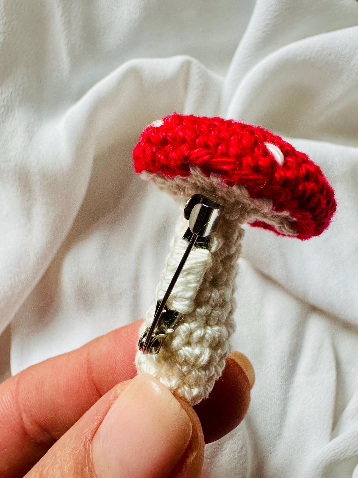 Crochet Mushroom Brooch, Toadstool Pin, Amanita Muscaria Brooch, Cottagecore Woodland Gift, Handmade Crochet Mushroom Accessory __etsy:7824151141