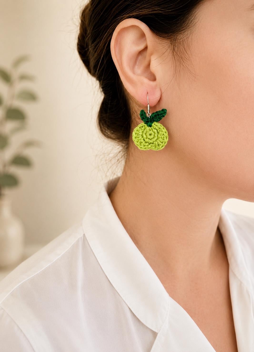 Apple Earrings - crochet earrings - sterling silver hooks __etsy:8054434812