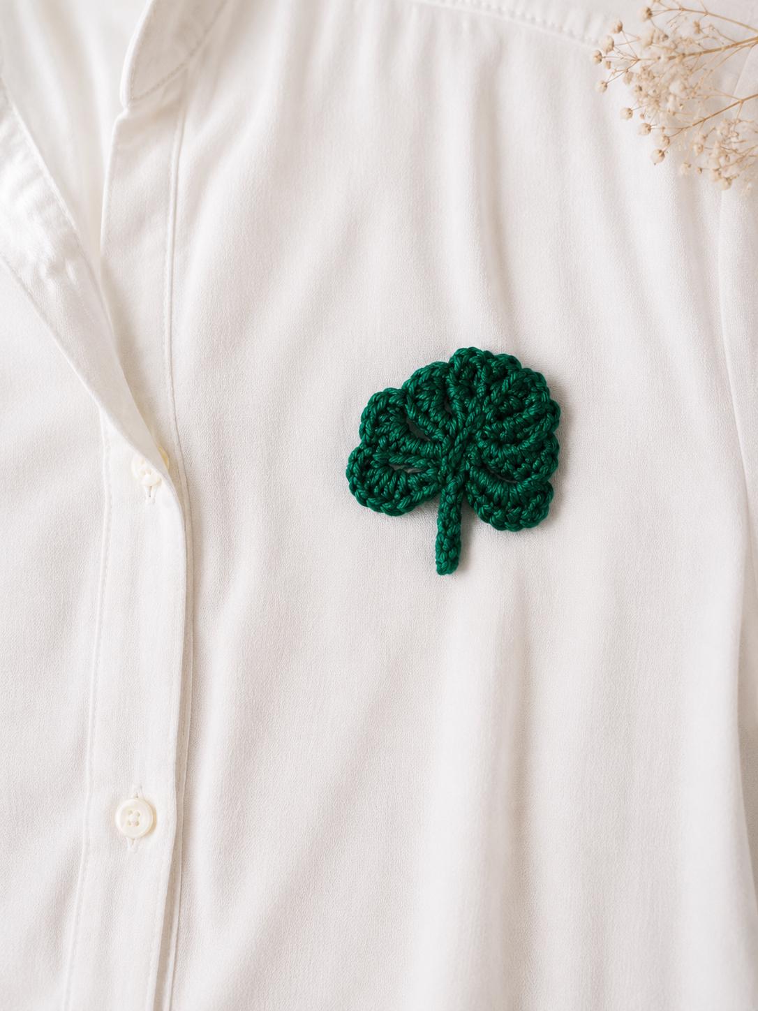 Crochet Monstera Leaf Brooch – Handmade Botanical Pin – Plant Lover Gift __etsy:8078535818