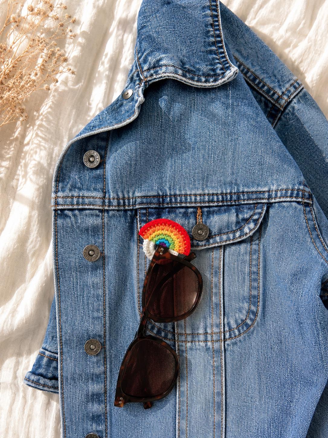 Crochet Rainbow Glasses Holder Brooch, Pride Accessory, Cotton Yarn Pin __etsy:8110798045