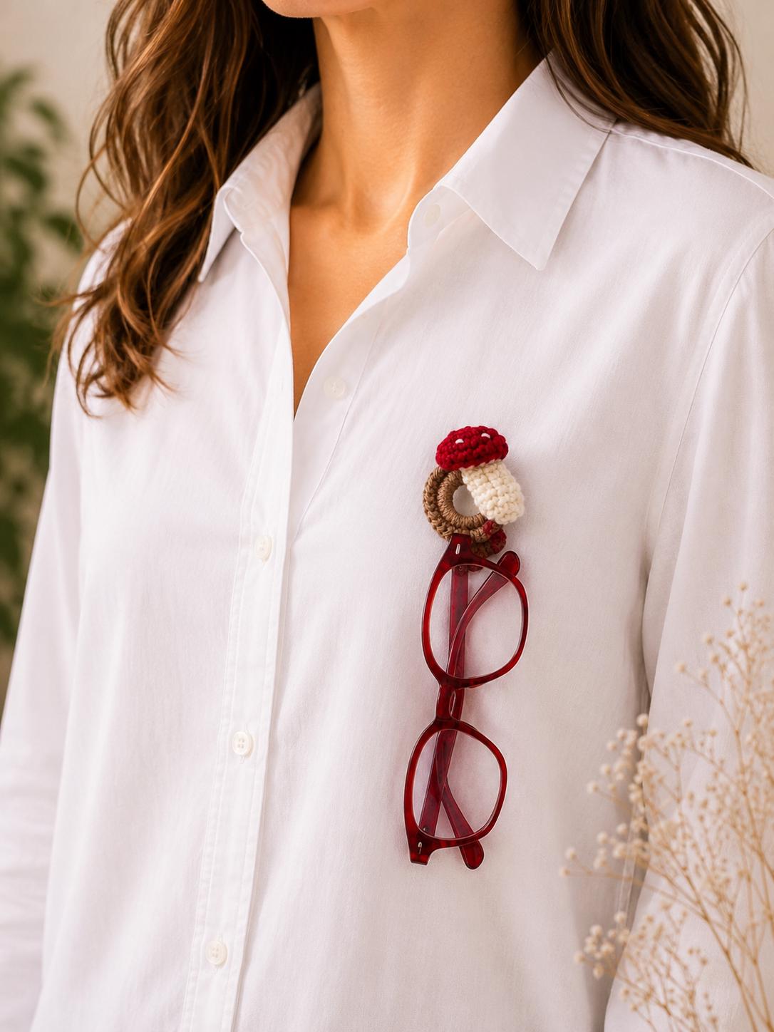 Crochet Mushroom Glasses Holder Brooch __etsy:8114747525