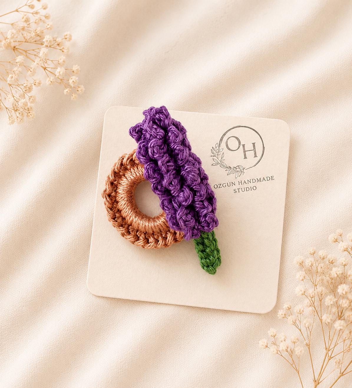 Crochet Lavender Glasses Holder Brooch, Floral Eyeglass Pin, Funcional Cotton Yarn Accessory __etsy:8115152851
