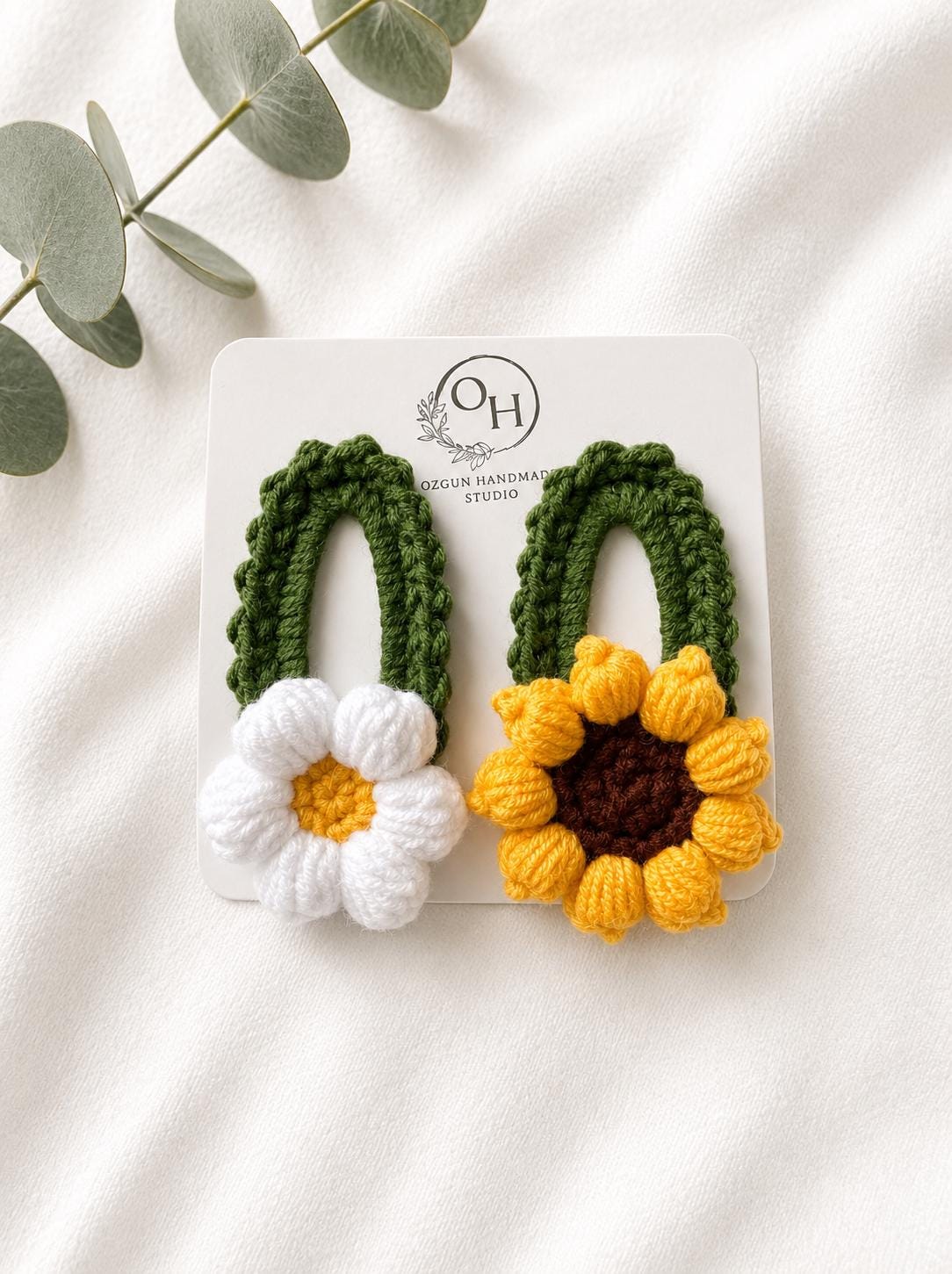 Crochet Sunflower or Daisy Hair Clip __etsy:8128655500