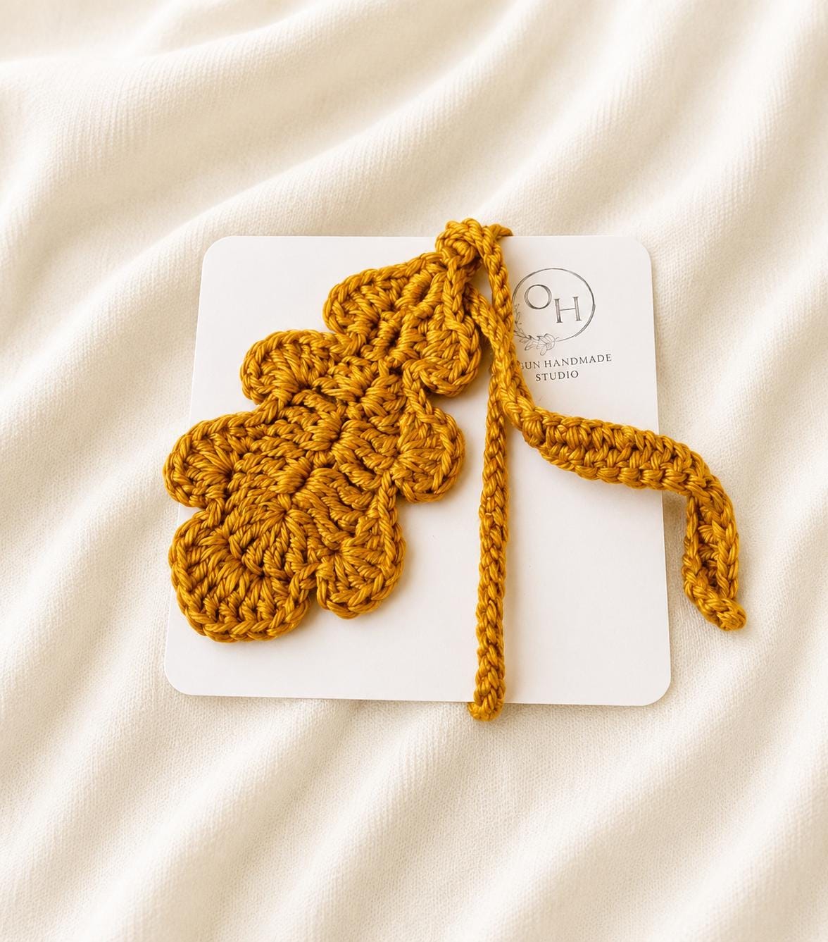 Oak Leaf Crochet Bookmark – Handmade Botanical Bookmark __etsy:8128859433