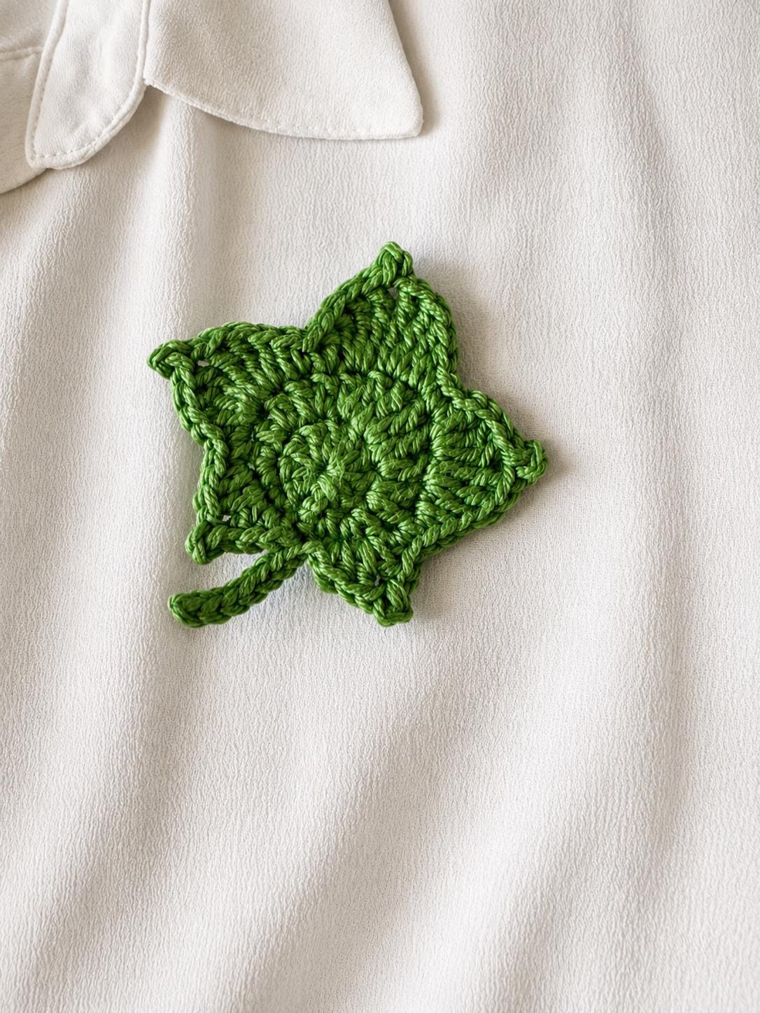 Maple Leaf Crochet Brooch – Handmade Botanical Brooch – Plant Lover Gift __etsy:8128947367