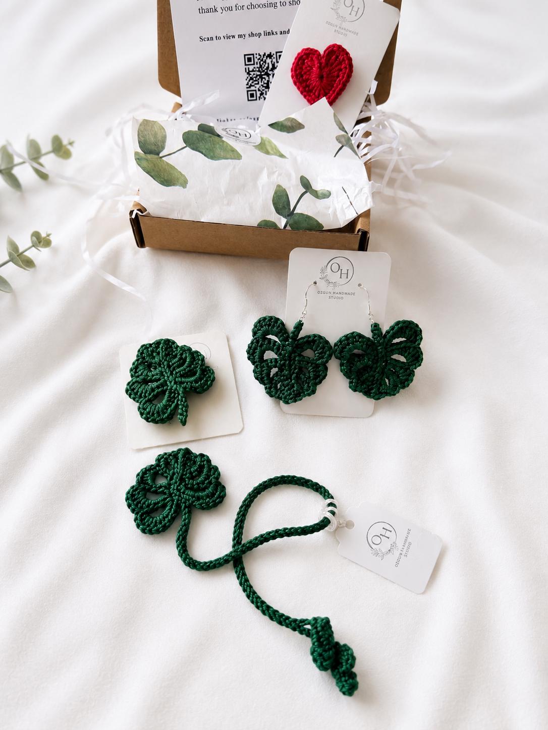 Crochet Monstera Leaf Brooch – Handmade Botanical Pin – Plant Lover Gift __etsy:8128969239