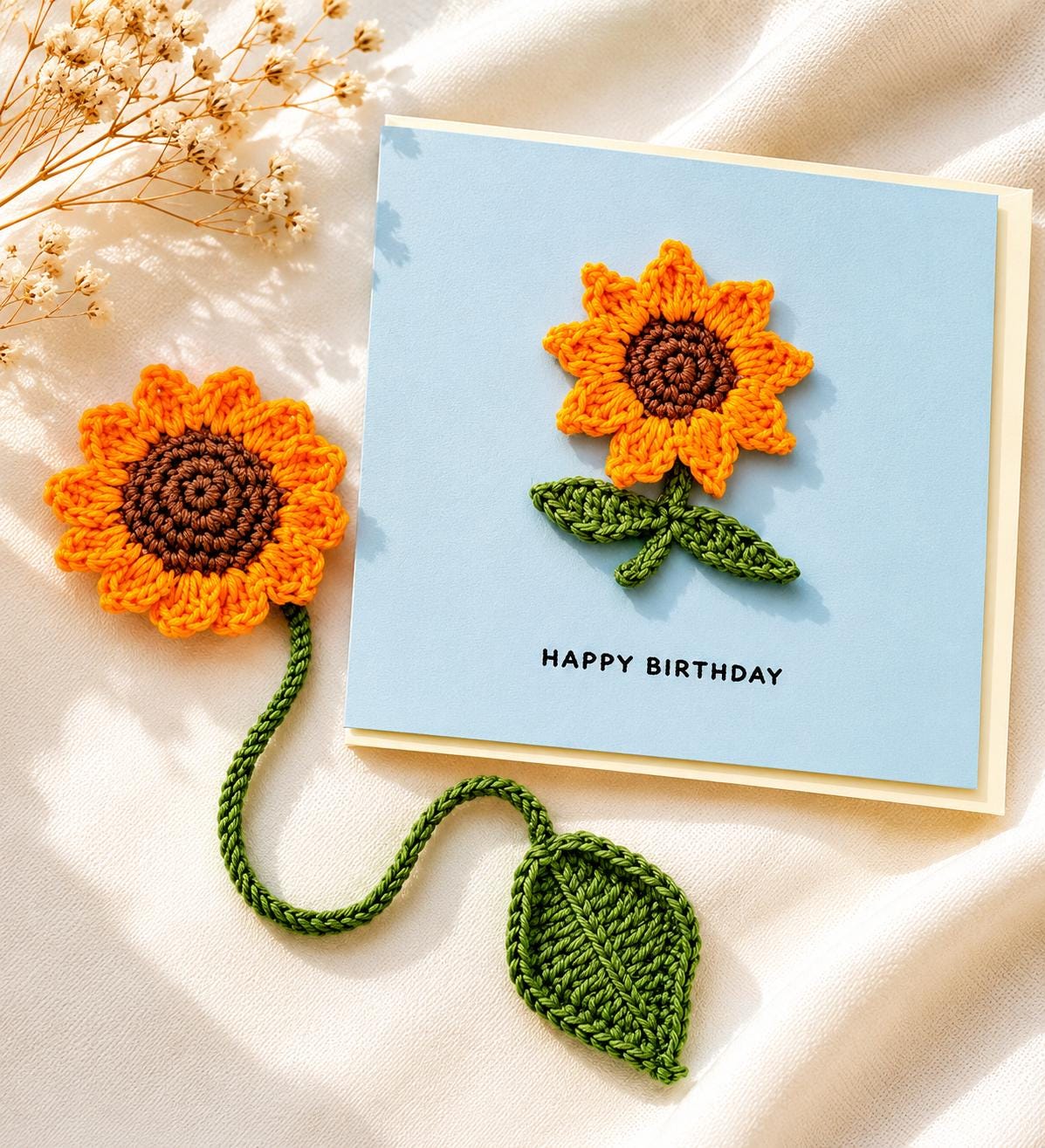 Crocheted Sunflower Bookmark, Flower Page Marker, Book Lover Gift, Reader Gift __etsy:8129012719