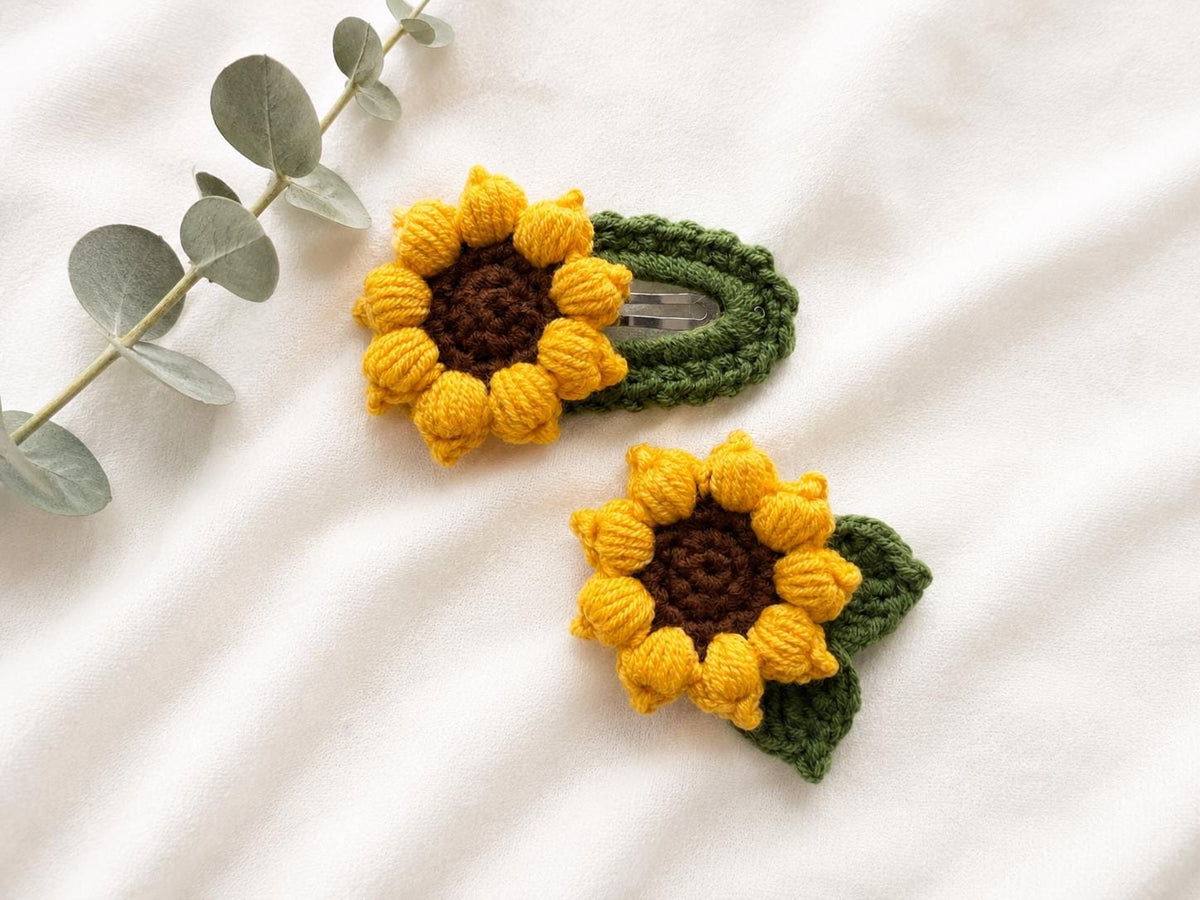Crochet Sunflower or Daisy Hair Clip __etsy:8176568691