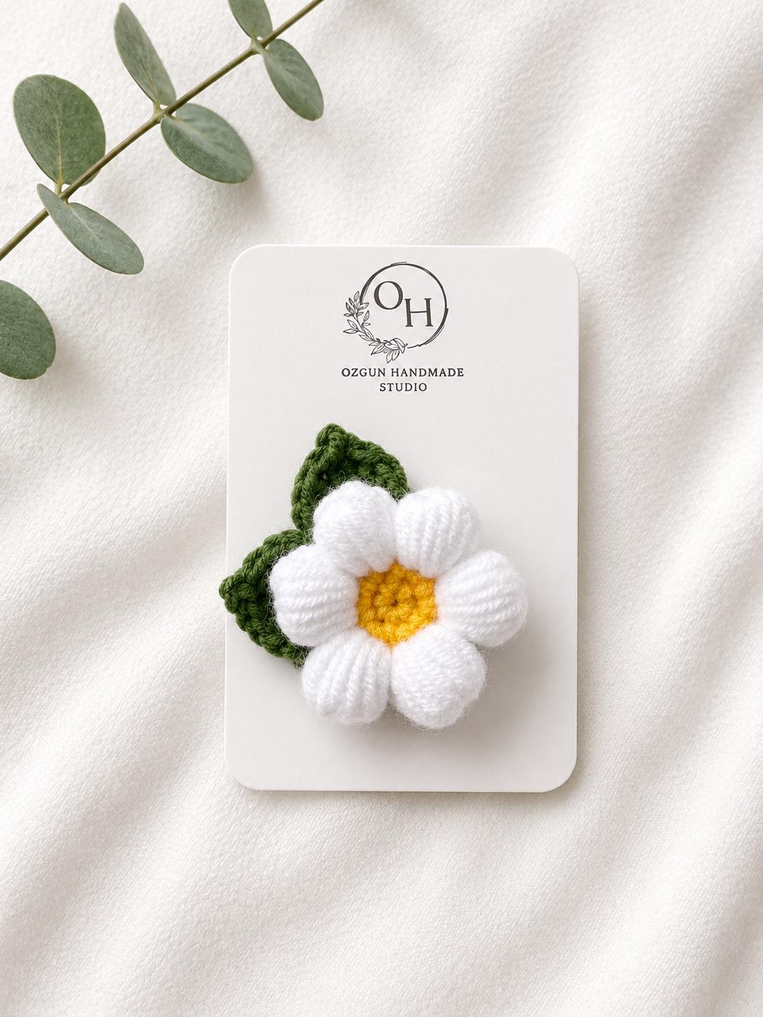 Crochet Sunflower or Daisy Hair Clip __etsy:8176568751